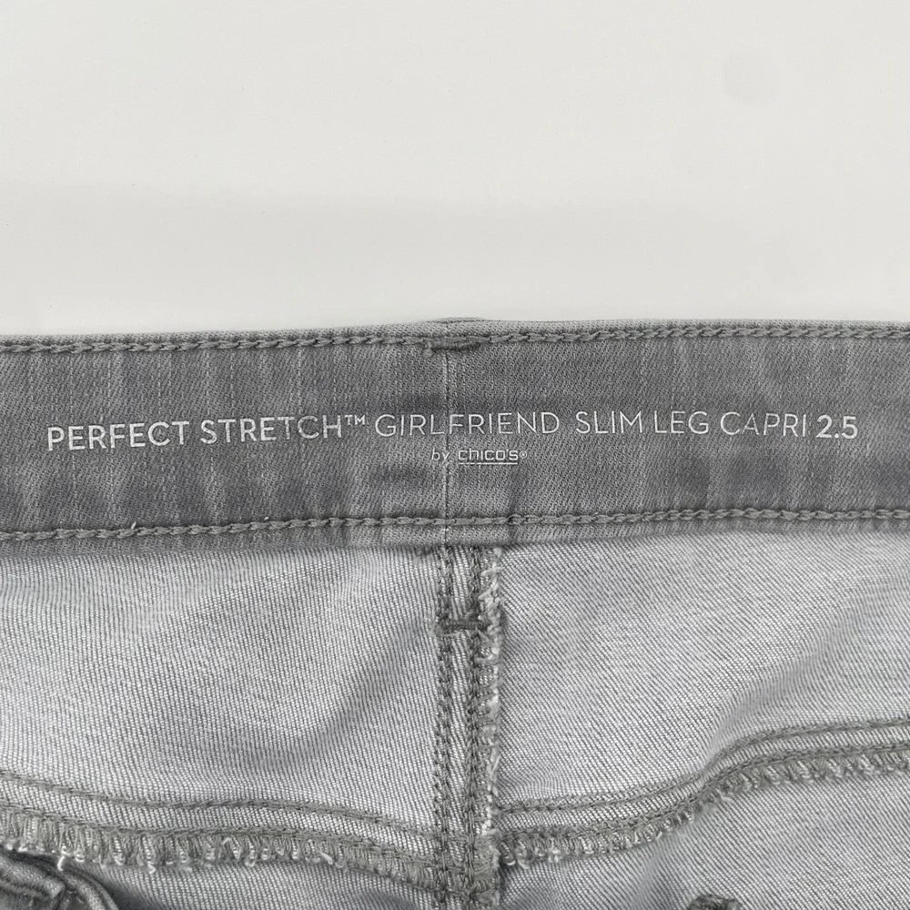 Chico's Capri Pants Womens 2.5 Gray Perfect Stretch Girlfriend Slim Frayed Hem